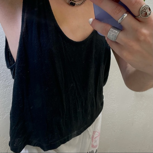 BLACK BRANDY MELVILLE TANK TOP - Picture 3 of 5